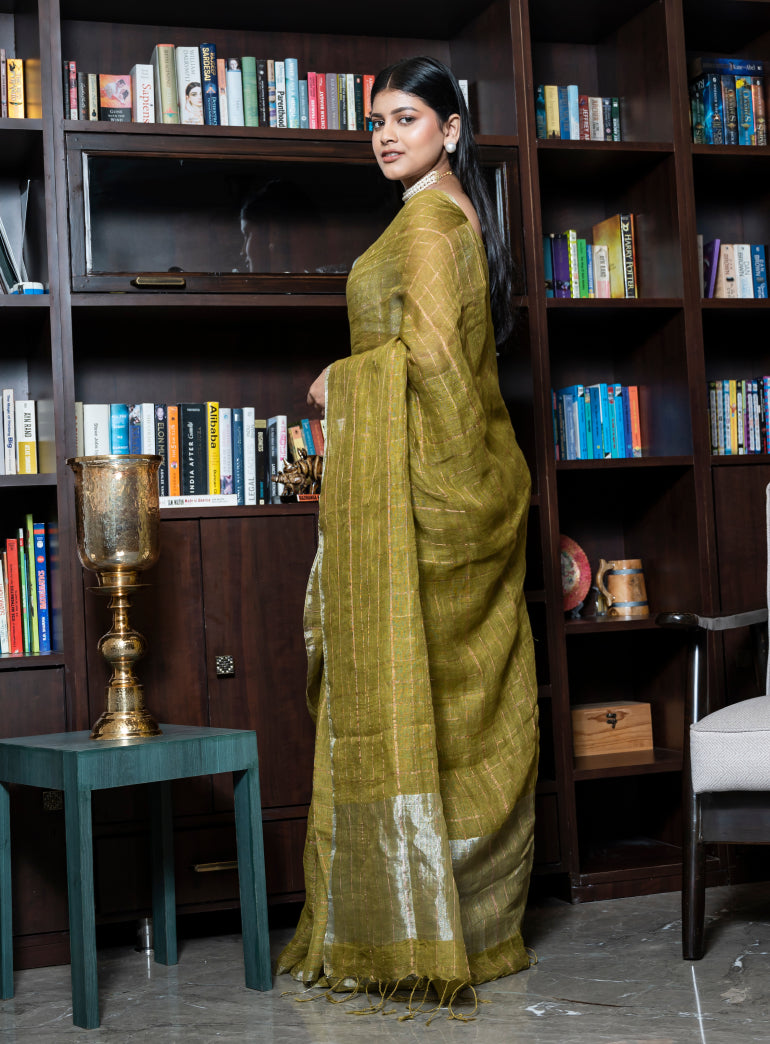 Nayeliya Linen Saree