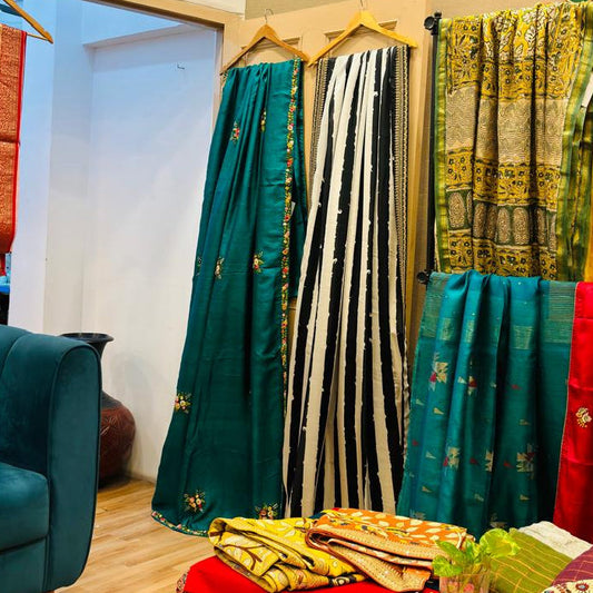 Boutique in South Kolkata: Why Praavii Is Your Destination for Modern Designer Fashion