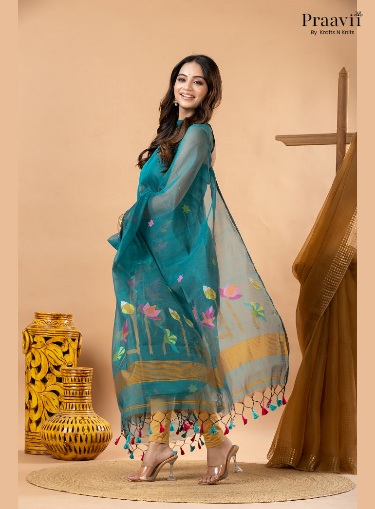 Rama Green Muslin Lotus Handwoven Jamdani 2-Piece Suit Set