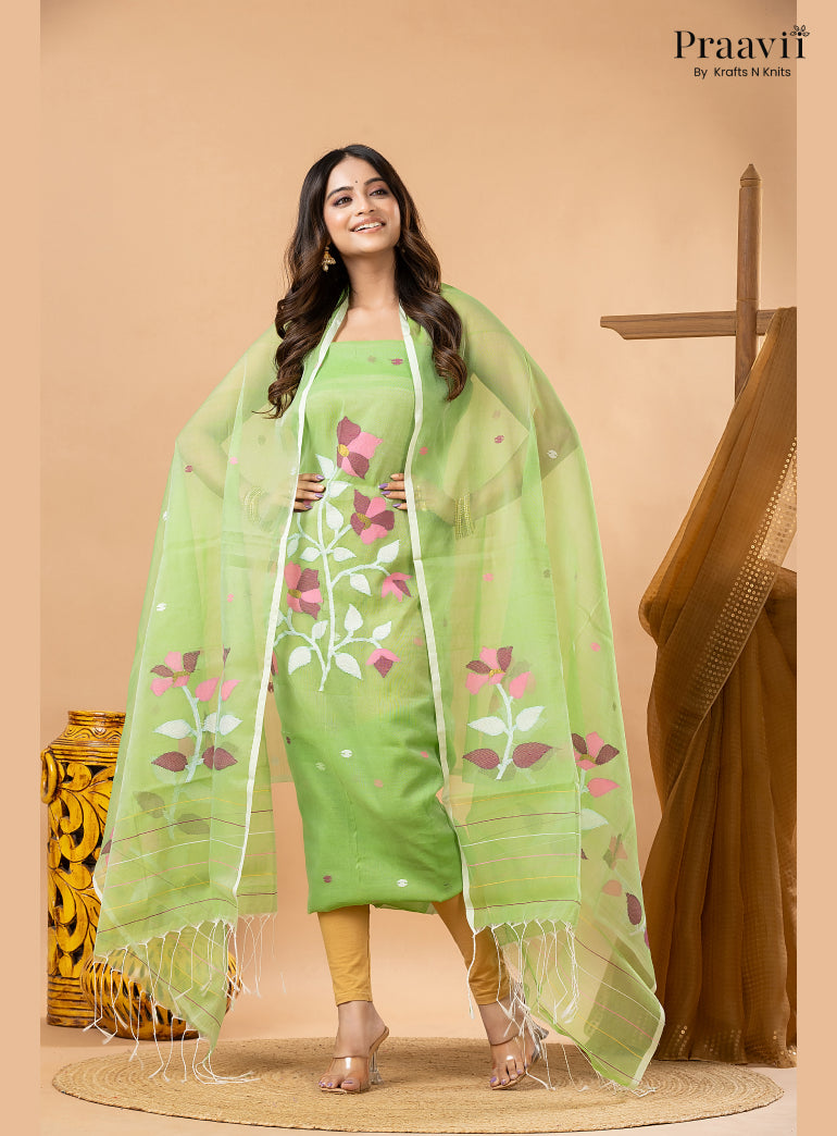 Inchworm Green Muslin Handwoven Jamdani 2-Piece Suit Set