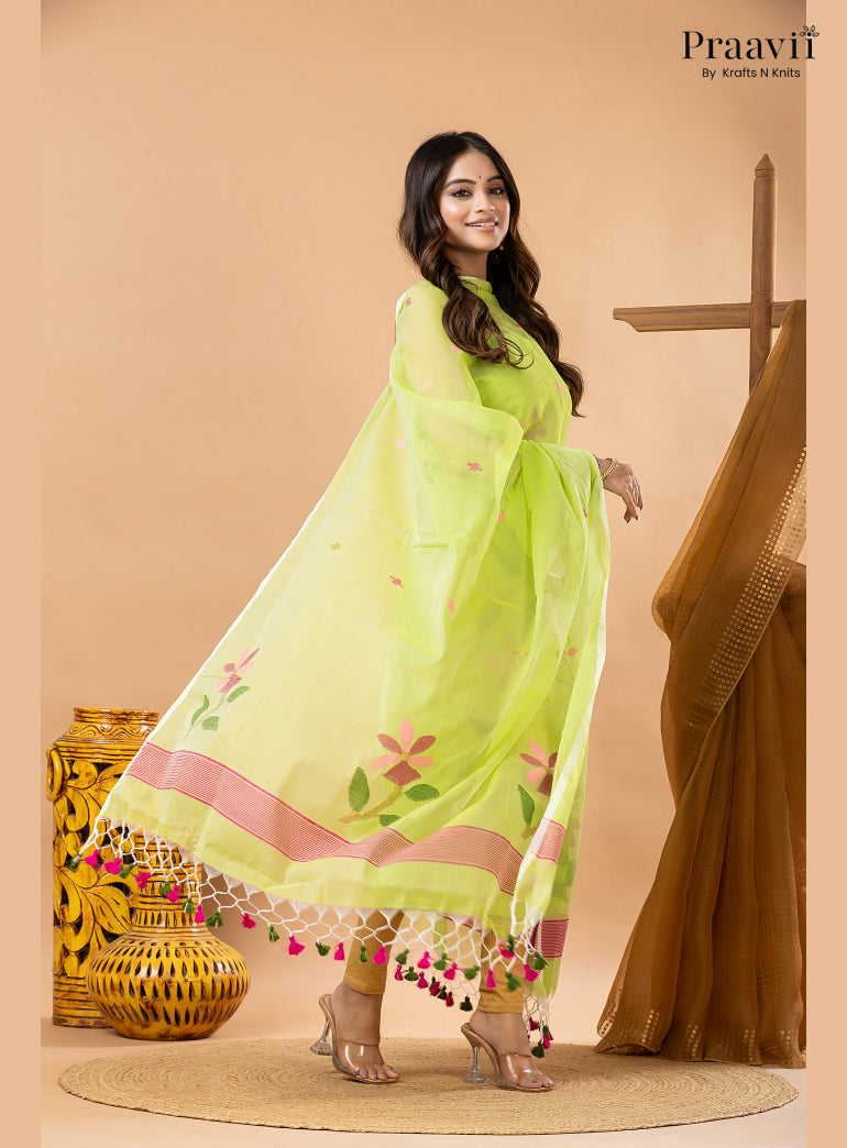 Grass Green Muslin Handwoven Jamdani 2-Piece Suit Set