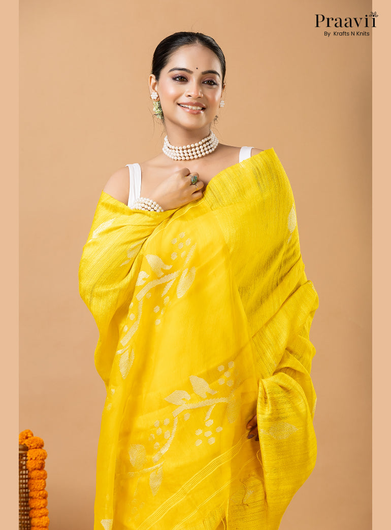 Winter Yellow Pure Matka Leaf Jamdani Saree