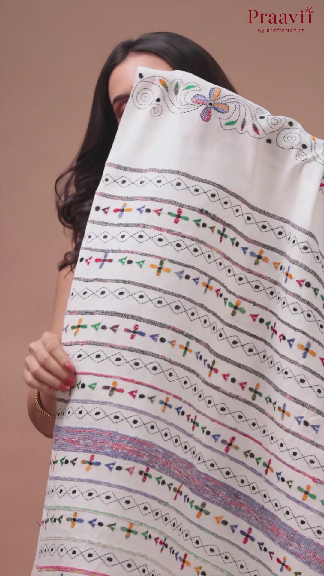 white cotton kaantha stitch saree